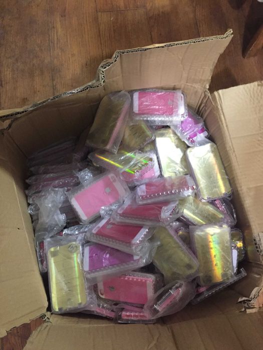 кашон кейсове за айфон