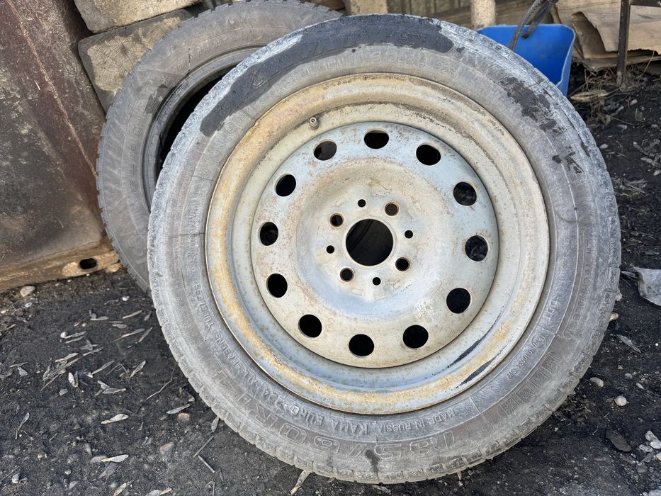 Продается покрышки р 15 р 14