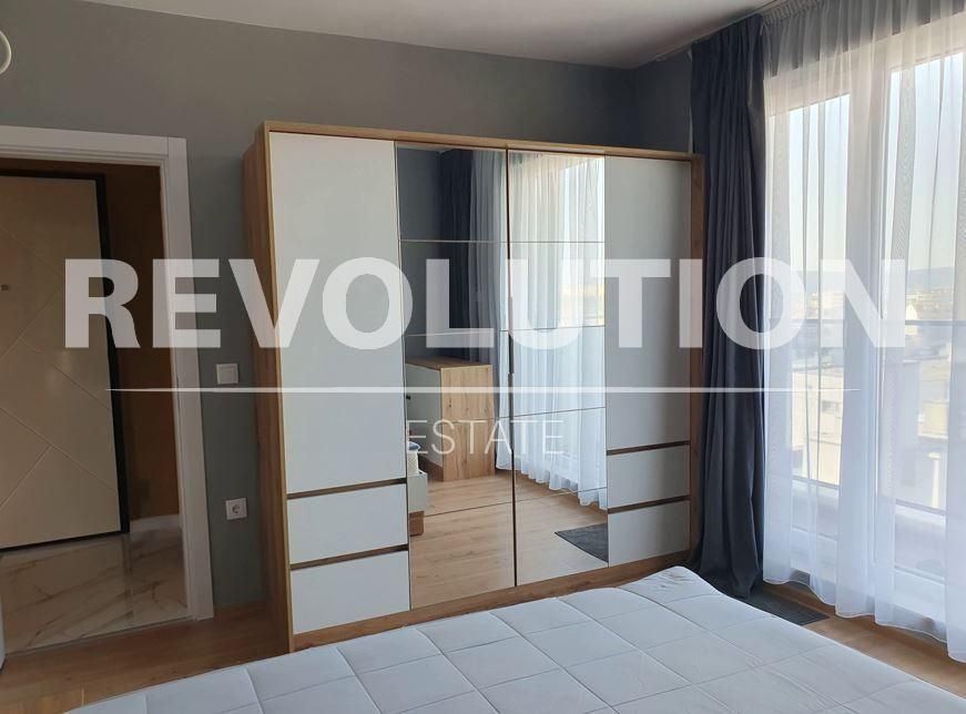 Дава се под наем Двустаен апартамент в Варна, Победа - 70 кв.м за 648.21 € - Снимка #3