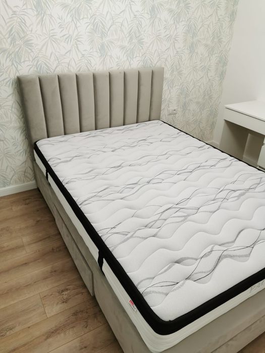 Pat tapițat catifea + saltea