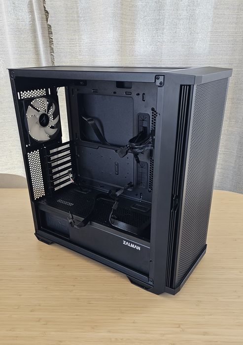 Премиум кутия Zalman Z10 PLUS