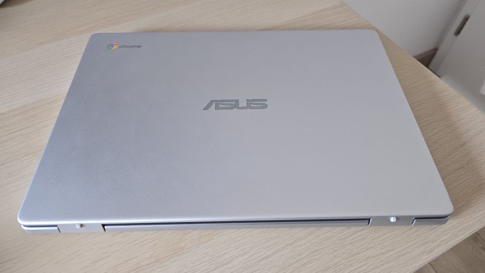 Laptop Chromebook ASUS