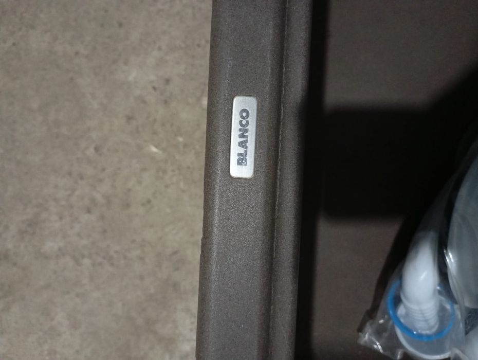 Продаетс Раковина