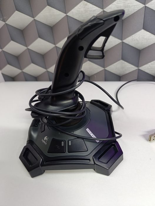 Maneta Logitech atack 3 impecabila