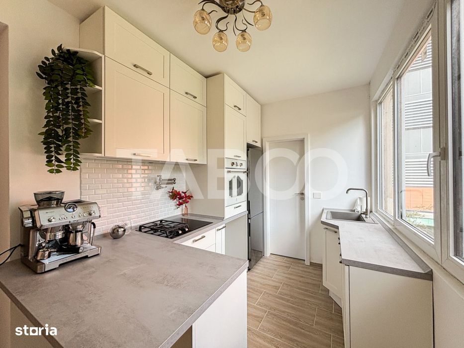 Apartament de vanzare 3 camere complet refacut langa Platinia Manastur