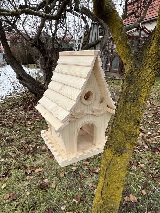 Casuta hranitor pasari