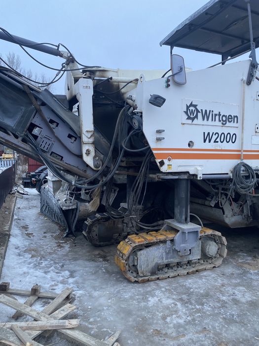 Продам дорожную фрезу