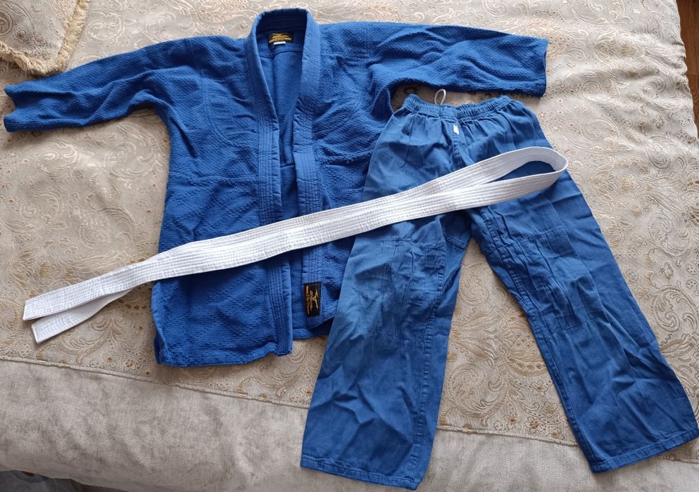 Кимоно для дзюдо почти не одевали