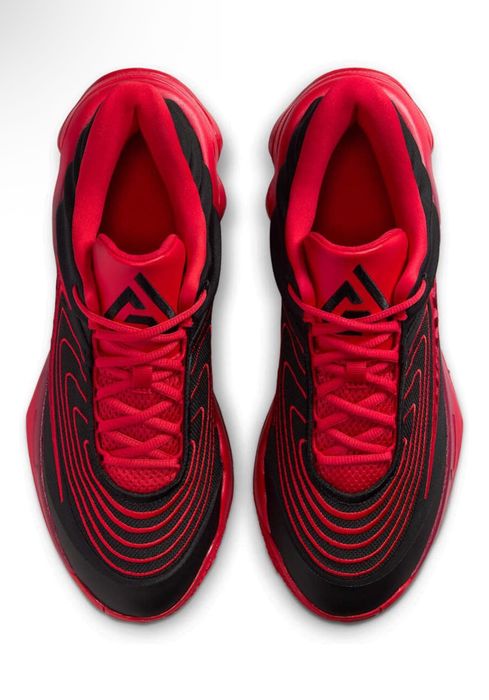 Кроссовки Nike красно-черные