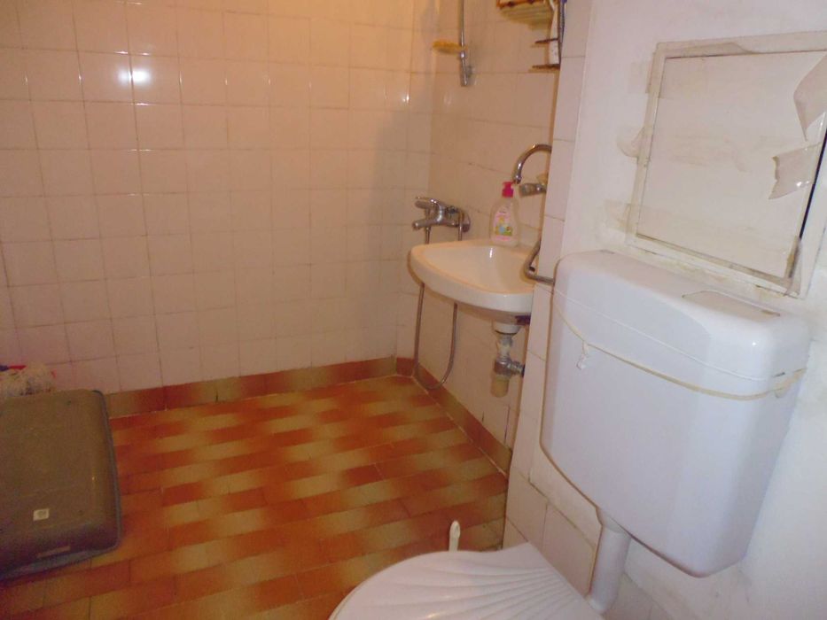 Продава се Двустаен апартамент в София, Захарна фабрика - 65 кв.м за 2308 €/кв.м - Снимка #12