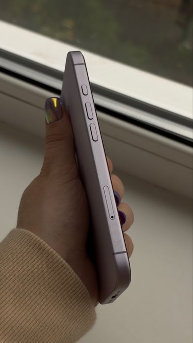 Продам iphone 17