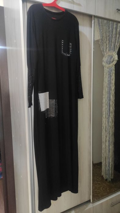 Туркиядан олиб келинган. Чиройли куйлак ва кордиганлар.