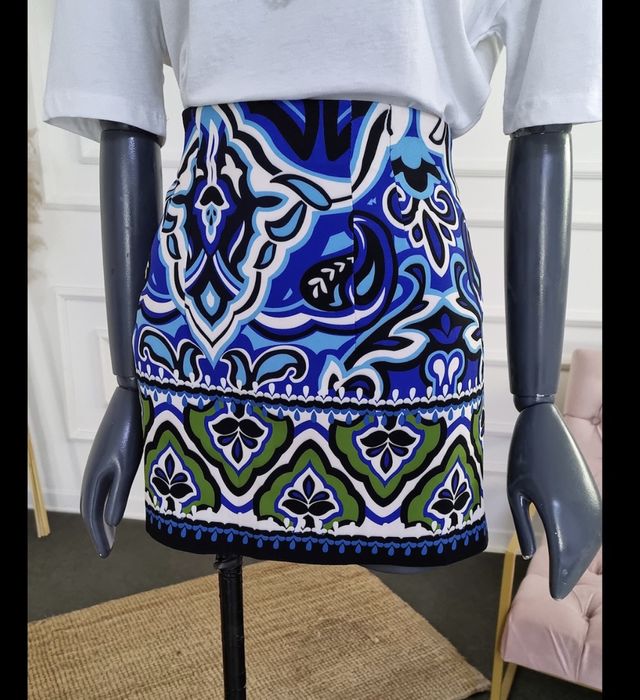 Сатенена пола ZARA модел