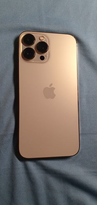 Iphone pro max 15. 256gb