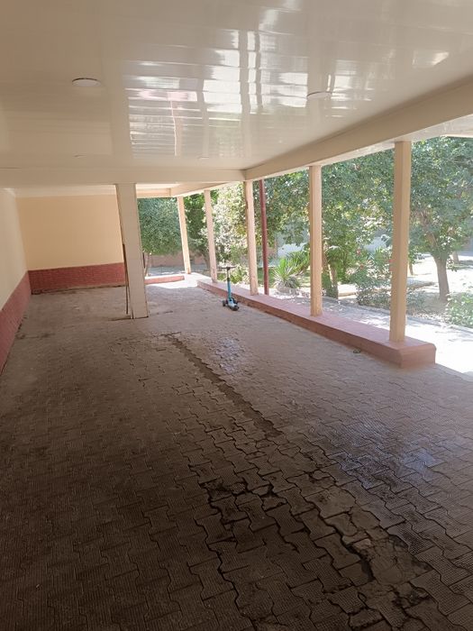 Rakat Mahallada Hovli sotiladi