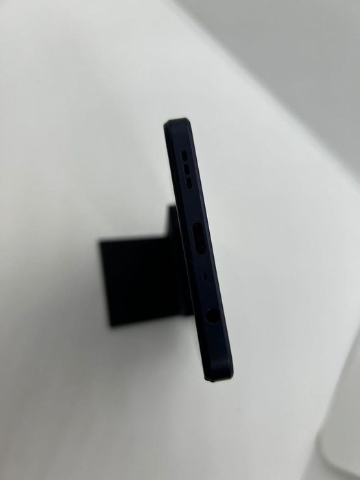 Telefon mobil OPPO A60, 8GB RAM, 256GB, Midnight Purple -D-