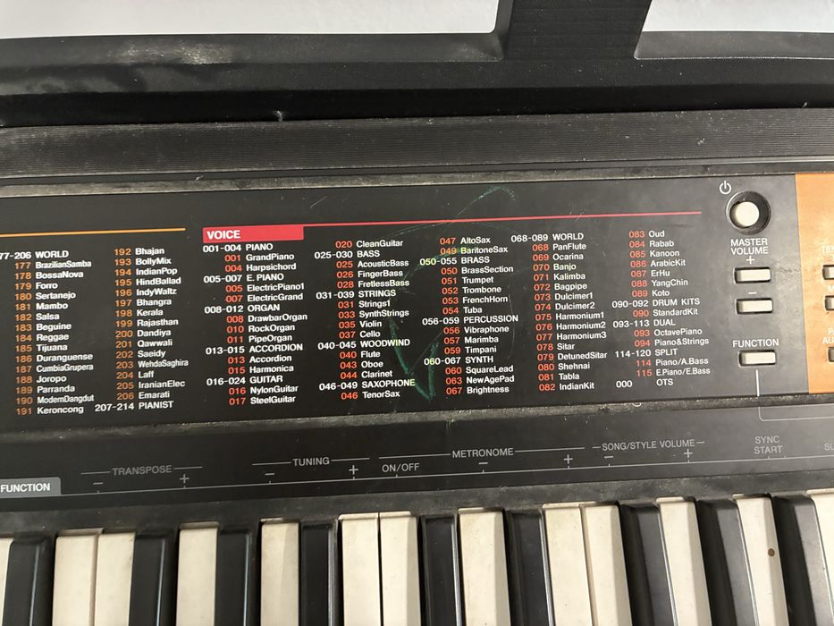 Orga Yamaha PSR-F51