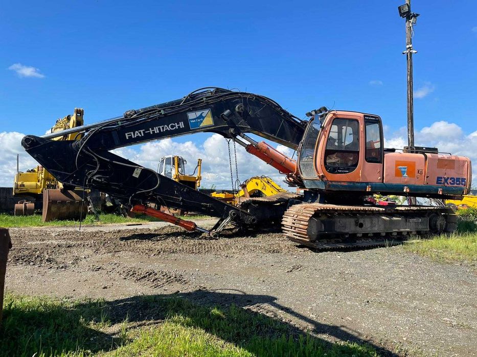 Dezmembrez excavator Fiat Hitachi EX 355-piese de schimb Fiat Hitachi