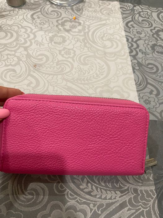 Нови дамски портмонета