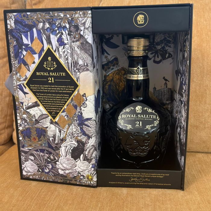 Sticla cu cutia Black Edition