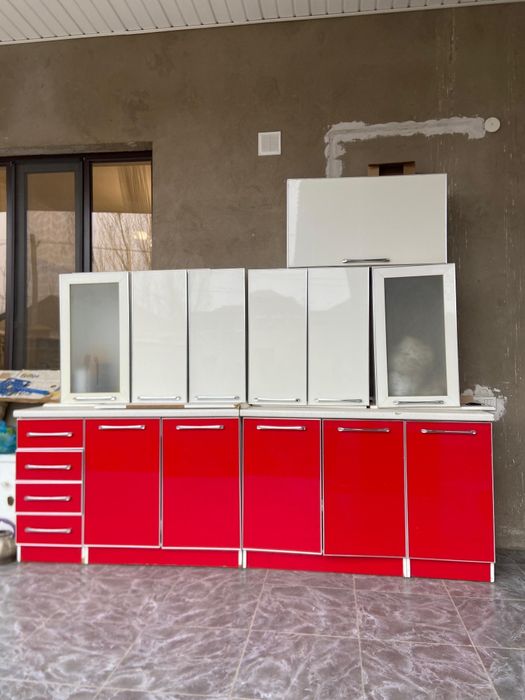 Продаётся кухонная гарнитура