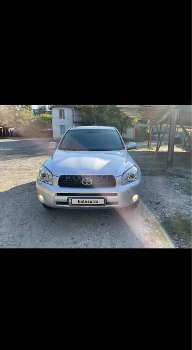 Рав 4  2006 год.