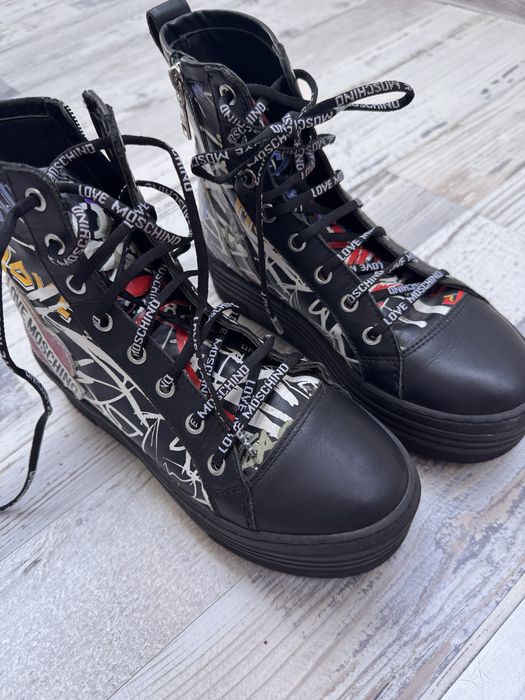 Кецове Love Moschino 37