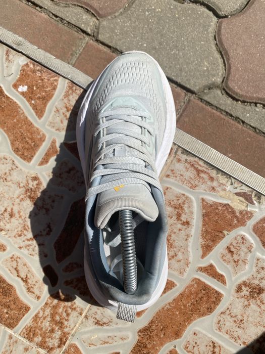 Adidasi Adidas Questar