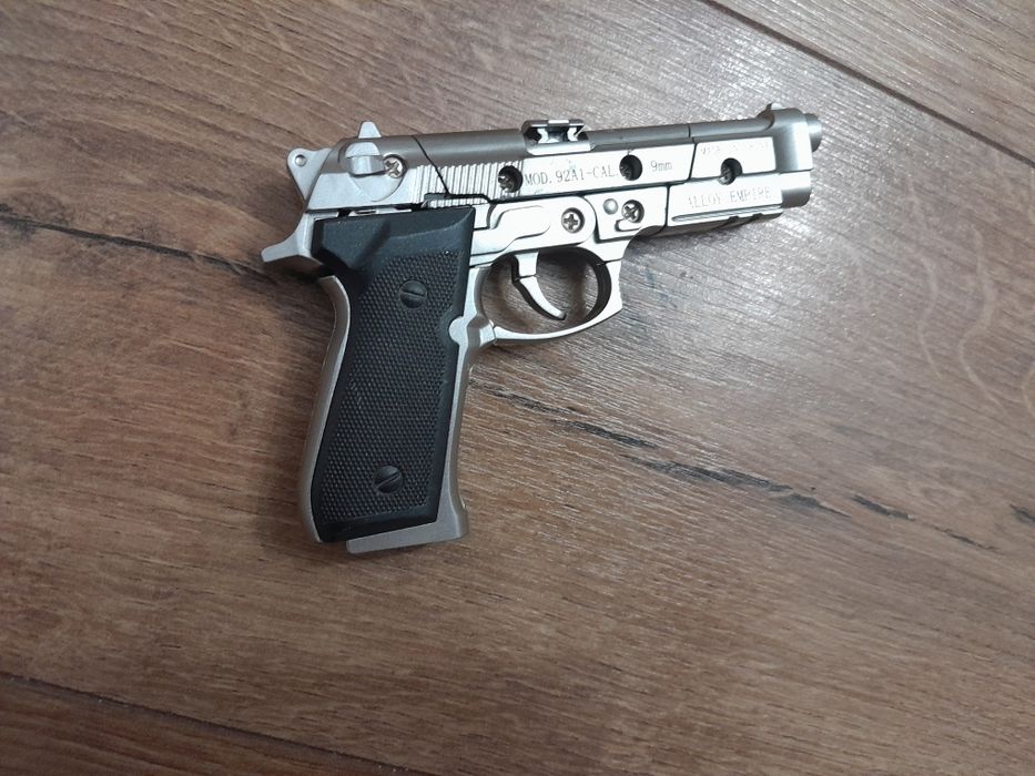 Полицейская машина робот трансформер