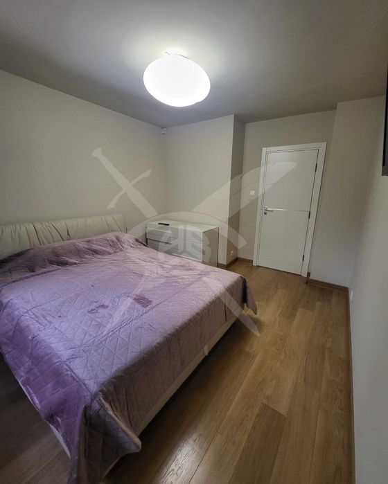 Дава се под наем Тристаен апартамент в Бургас, Център - 75 кв.м за 598.23 € - Снимка #4