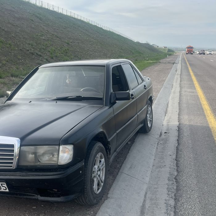 мерседес 190 w201
