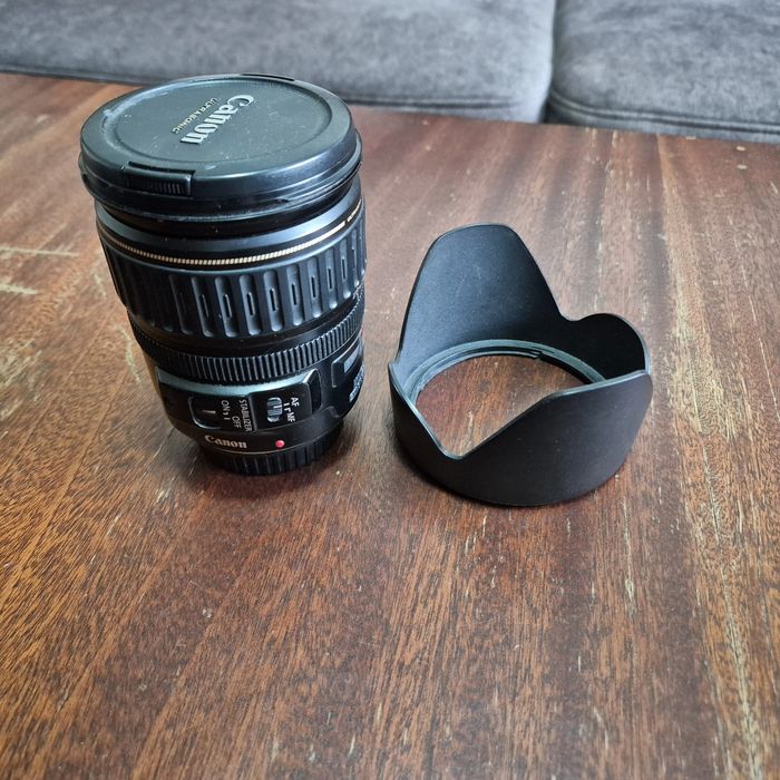 Объектив Canon 28-135