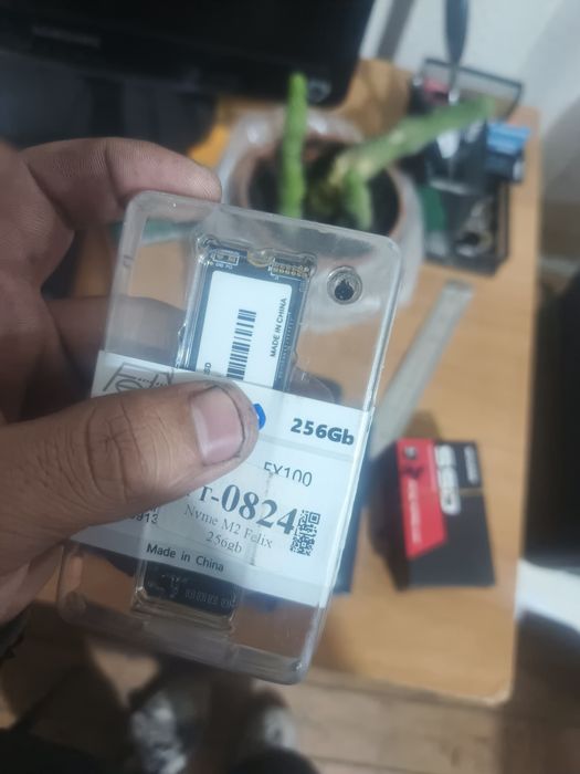 Rasmdagilar sotuvda aksiyada