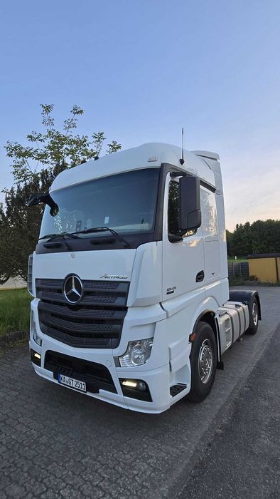 Cap tractor Mercedes Actros