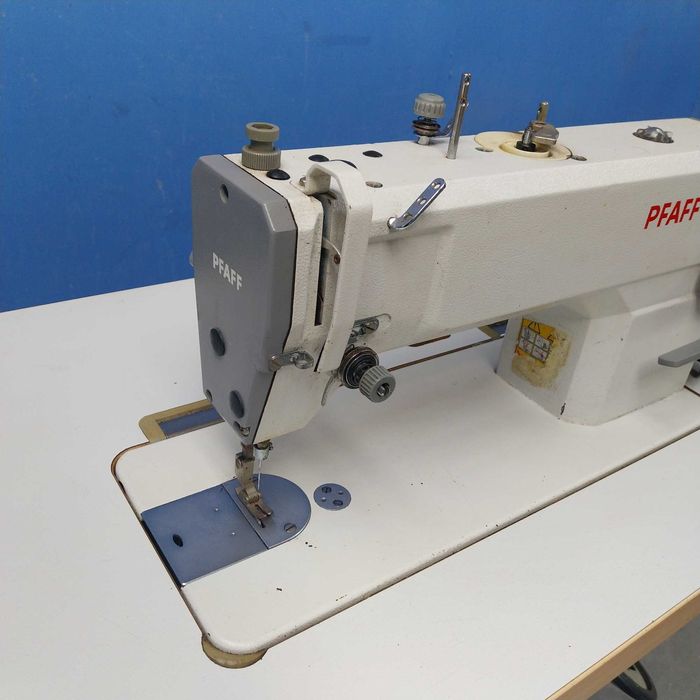 НАЙ ДОБРАТА ОФЕРТА Професионална Шевна машина PFAFF 1163