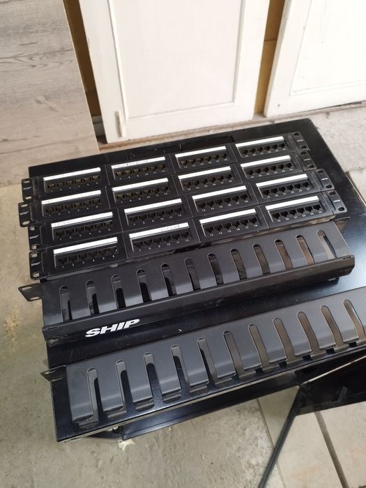 Кабельный органайзер