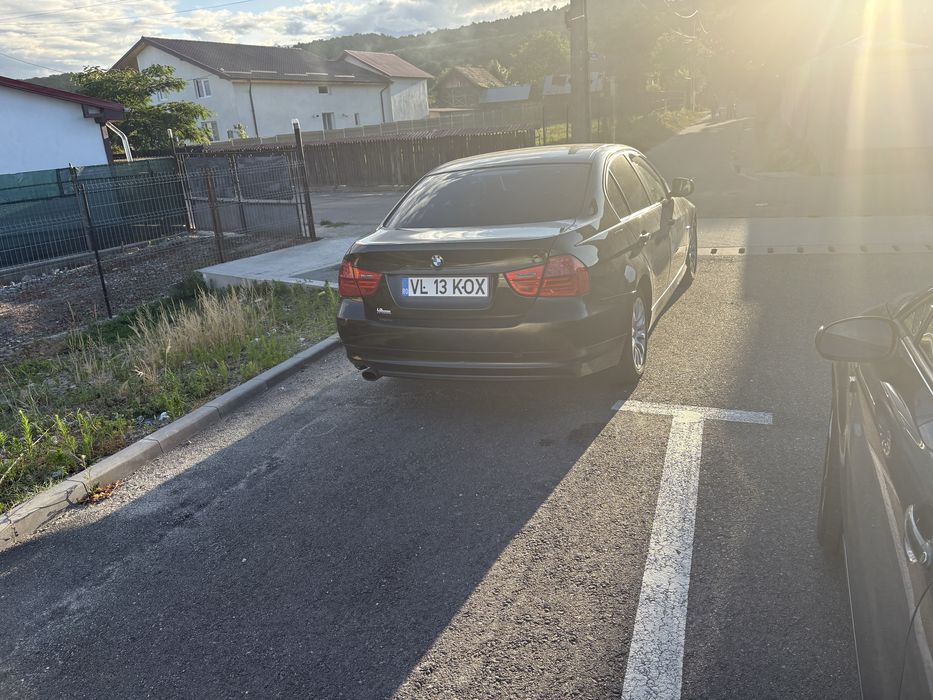 Bmw seria 3 facelift /143 cp