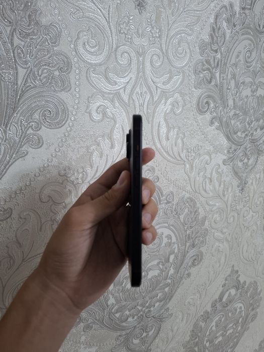 iPhone 15 128GB srochna