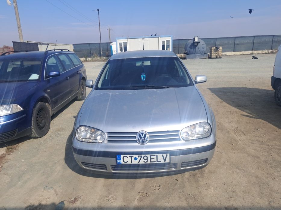 VOLKSWAGEN Golf 2000 — imagine 1