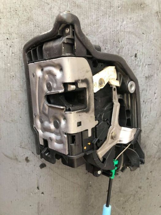 broasca usa stanga spate bmw seria 2 f45