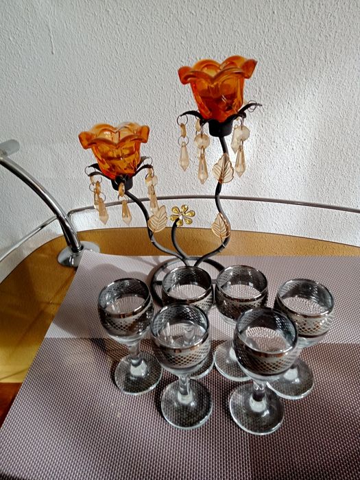 Продам   стопки и подсвечник