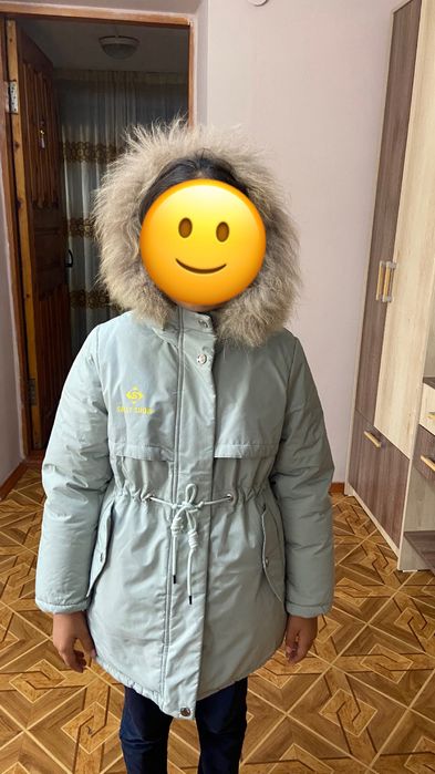 Зимняя куртка на девочку 7-8 лет