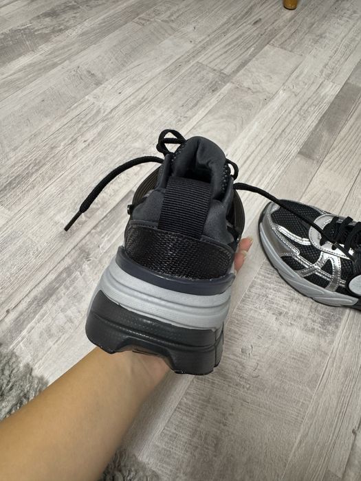 Nike V2K Run, marime 40