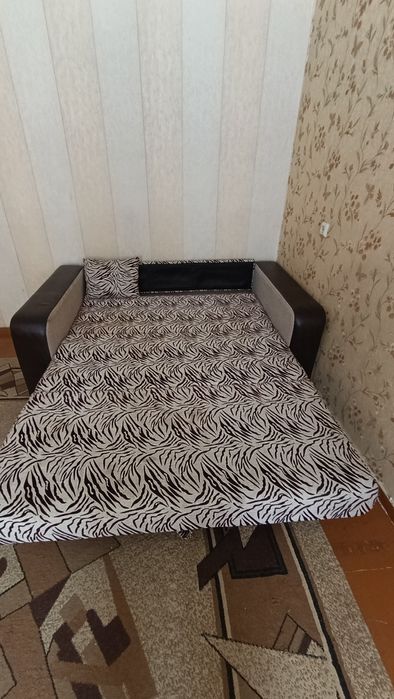 Диван раскладывающийся