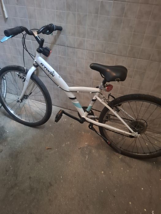Vând bicicleta pentru copii