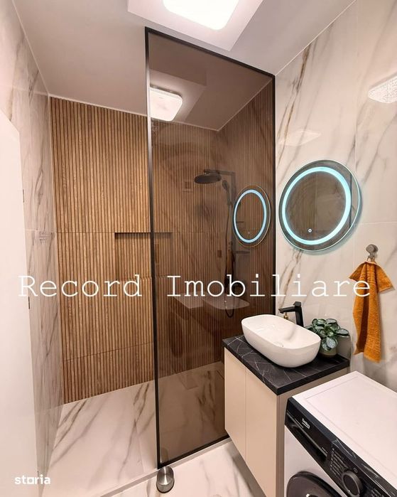 Prima inchiriere 2 camere Str.Eroilor blocurile albe
