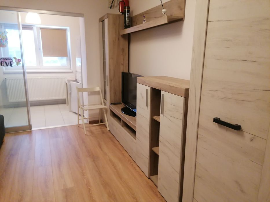 Garsoniera  de închiriat