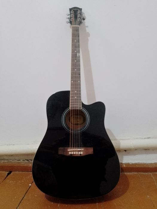 Гитара сатилади келисимли