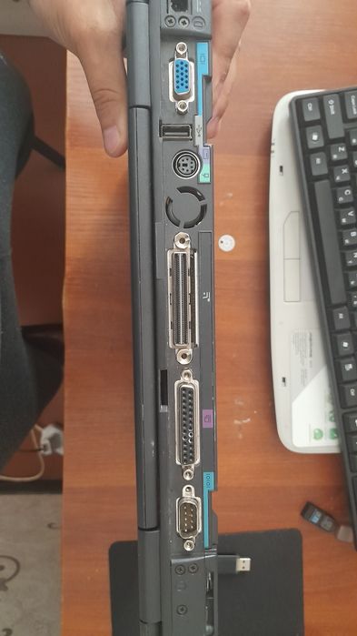 Deĺl notbok zapchasga