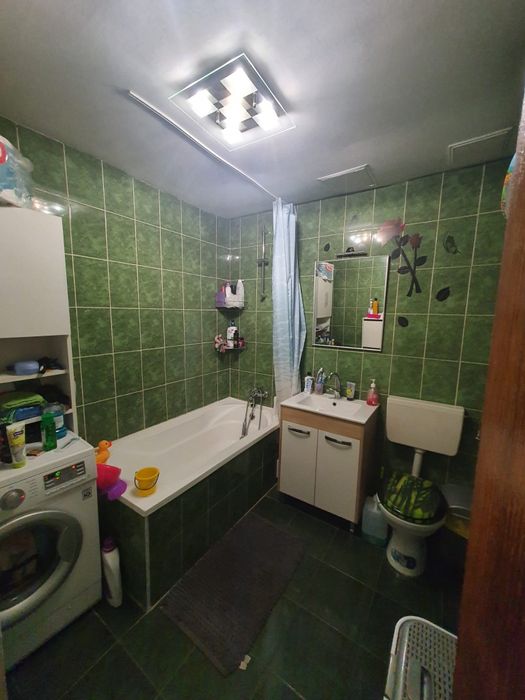 Apartament 3 camere, zonă de case Giulești – liniște, luminos.